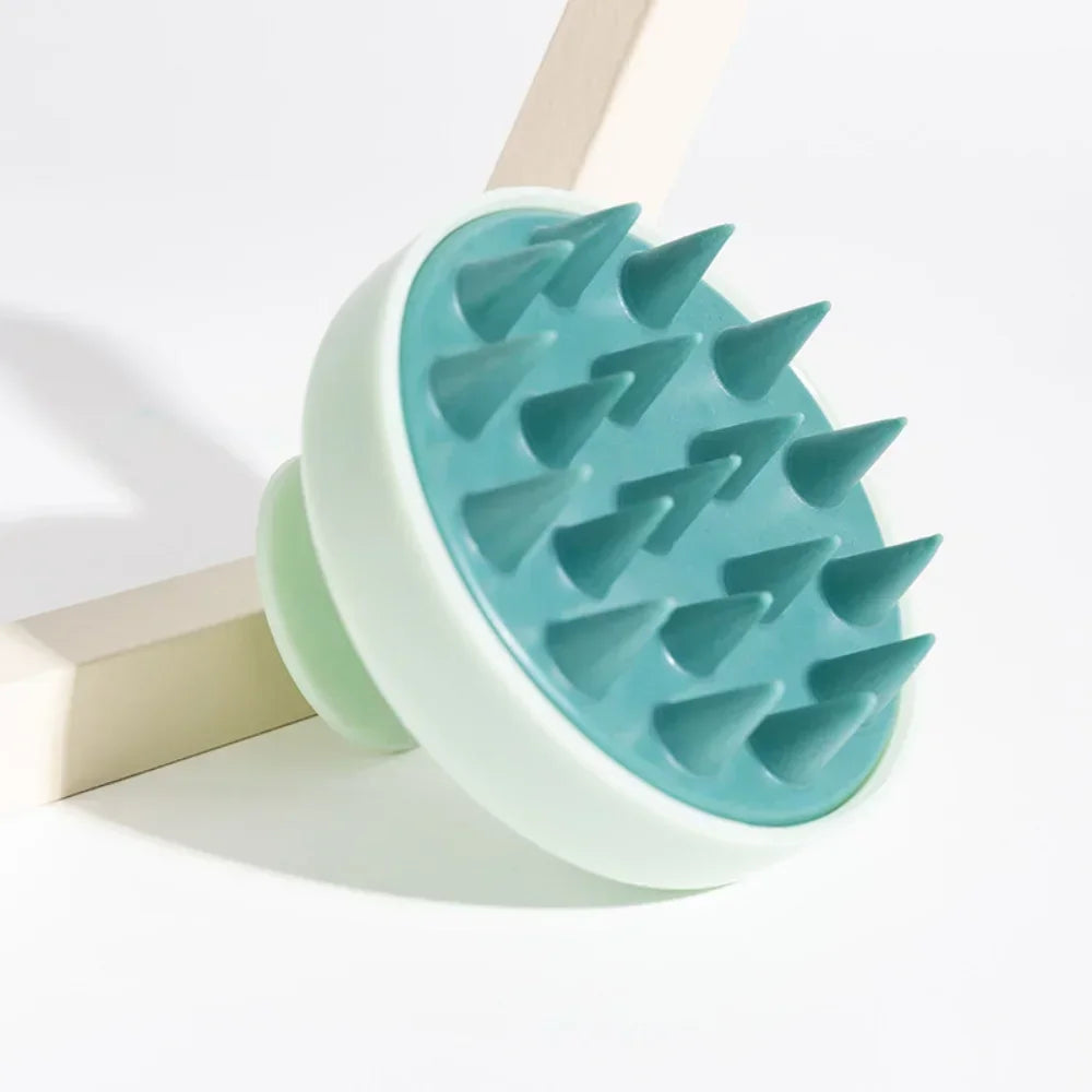 Silicone brush for washing hair